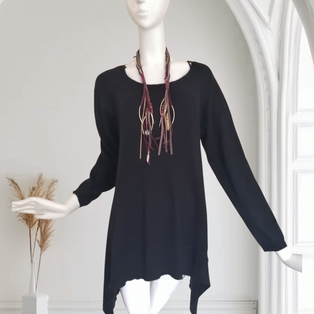 Elegant Black Women's Tunic Top